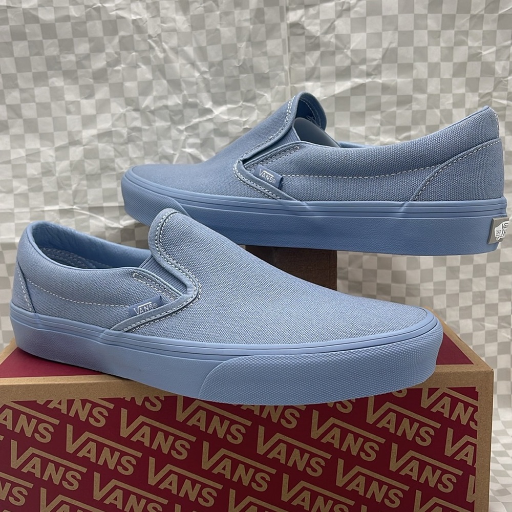 Vans Women’s Canvas Upper Classic Slip-On
Pastel Mono Dusty Blue
VN000CT5DSB - Picture 9 of 16